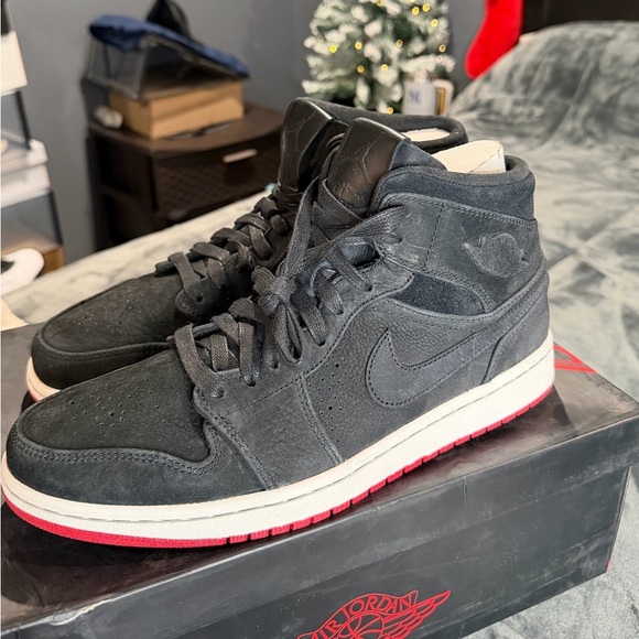 Jordan 1 Nouveau Black Red Size 10M DS - Picture 8 of 9